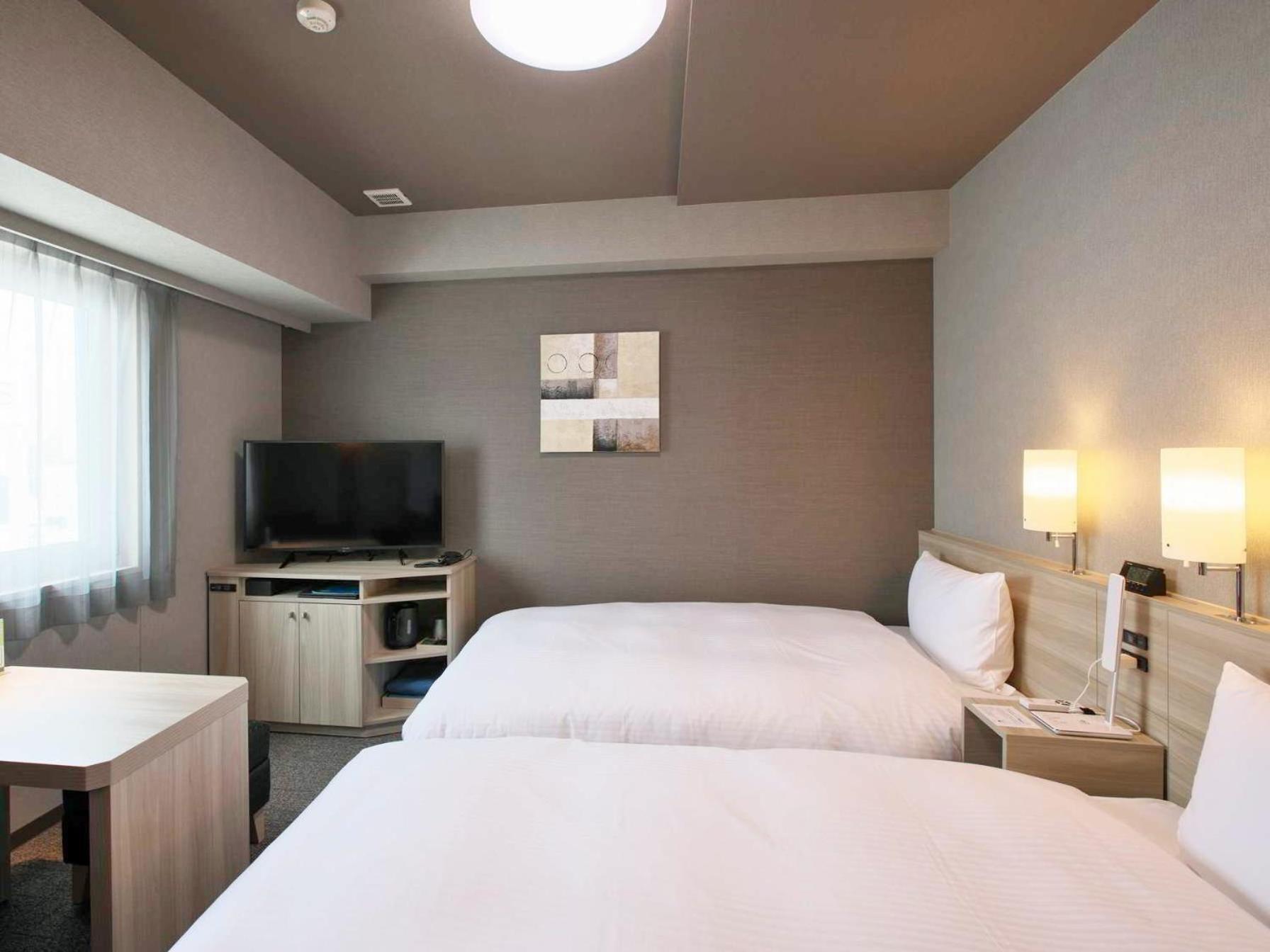 Hotel Route Inn Hiratsukaeki Kitaguchi エクステリア 写真